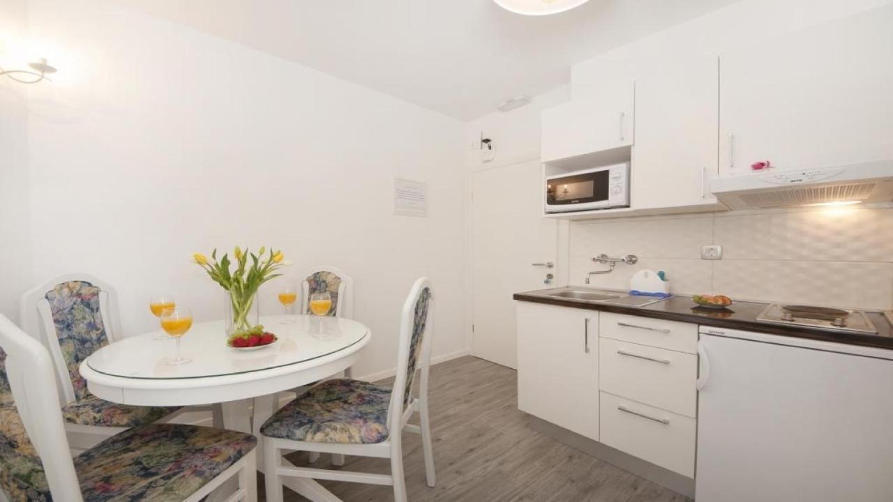 Apartments Angela 巴什卡沃达 外观 照片