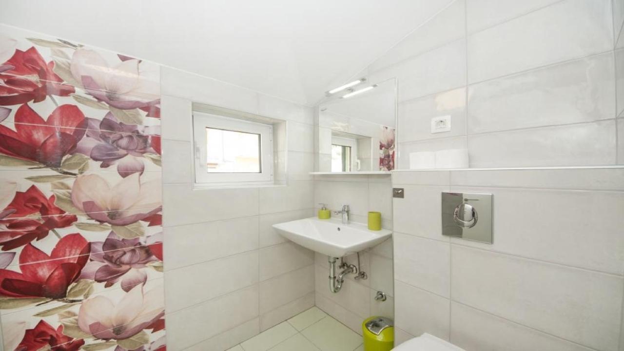 Apartments Angela 巴什卡沃达 外观 照片